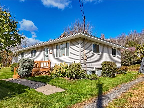 2nd image of 967 Clements Dr