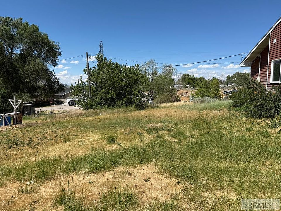 1st image of Kingdom Hall Rd