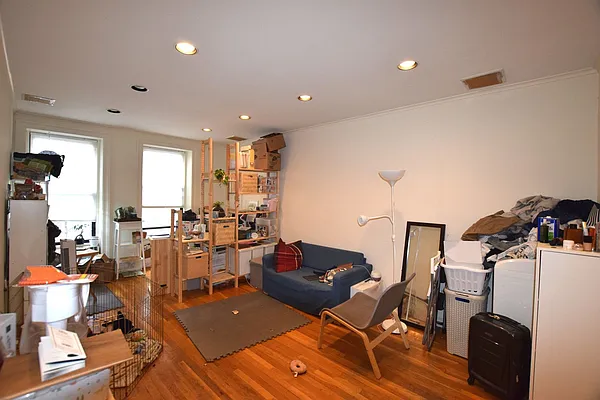 Rented by Guidance Realty Corp. | media 21