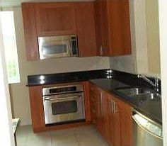 5th image of 3340 NE 190th St APT 301