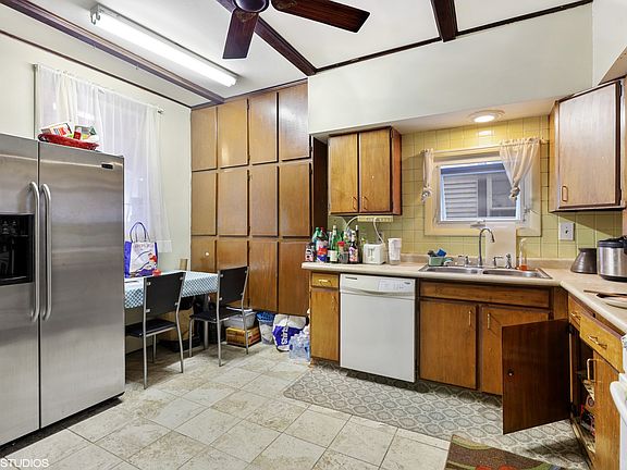5th image of 3637 N Kimball Ave