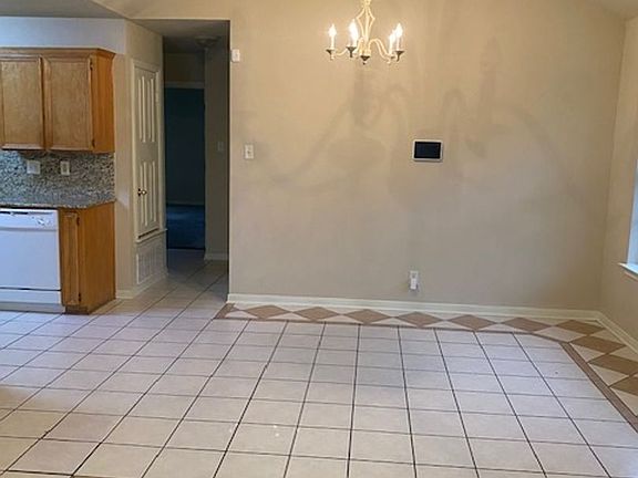 4th image of 4600 Pennington Ave #B