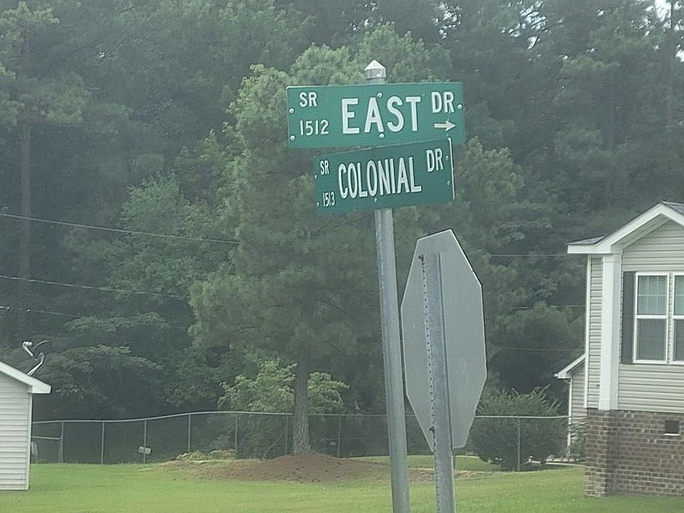 2nd image of 2 East Dr