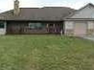 851 Pinckney Rd, Saranac, MI 48881