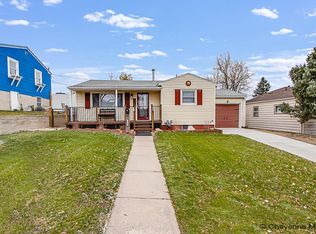 1622 Fremont Ave, Cheyenne, WY 82001