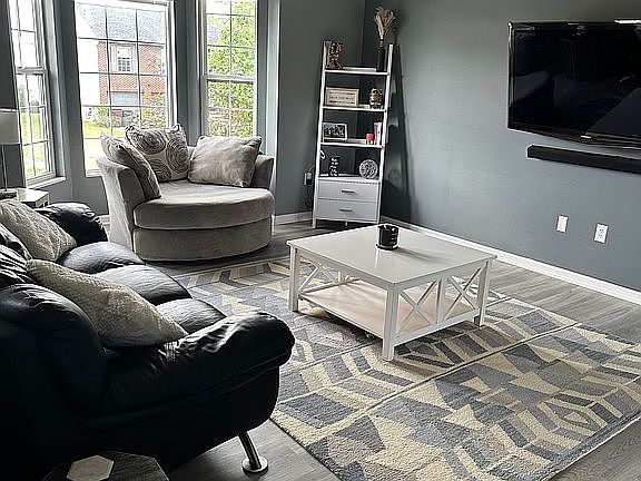 3rd image of 80 Indian Creek Dr
