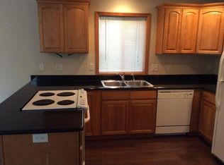 5025 SE 77th Ave, Portland, OR 97206