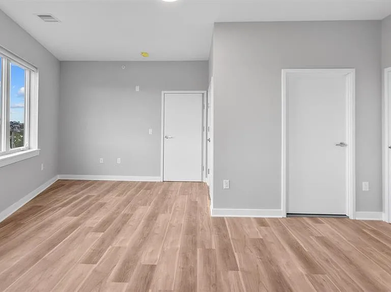 475 Communipaw Ave #207 — Photo 14