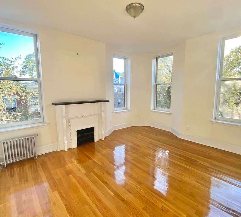 1st image of 285 W 4th St APT 7