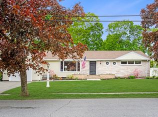15 Gilway St, Saugus, MA 01906