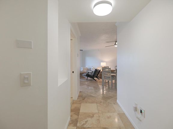 5th image of 8754 River Homes Ln #8204