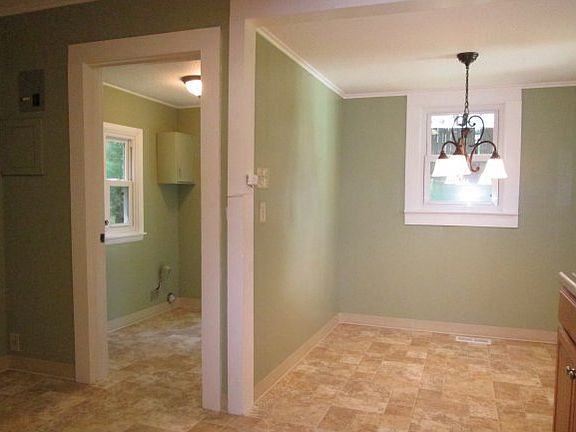 4th image of 808 Lincoln Ave