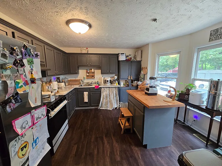 111 Greentree Dr — Photo 15