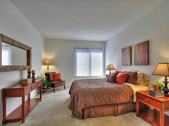 5th image of 88 Bush St Unit 3136