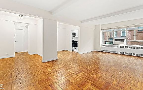 3rd image of 15 W 84th St APT 3A