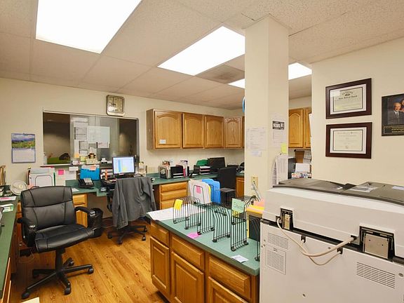 5th image of 1550 Sheridan Dr Ste 102