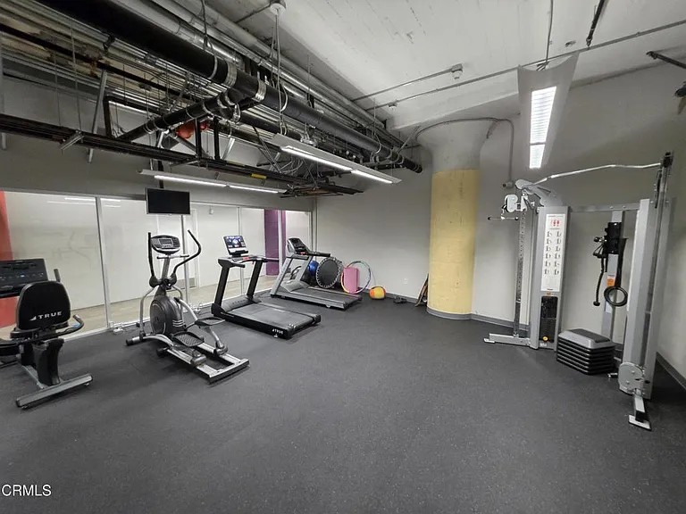 200 N San Fernando Rd #108 — Photo 37