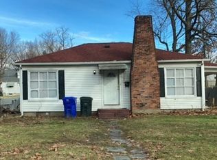 29 Lancashire Rd, Springfield, MA 01107