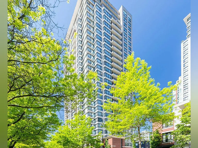977 Mainland St #511 — Photo 20