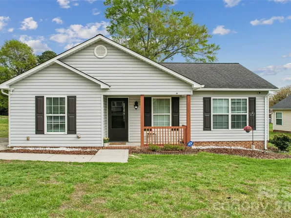 115 S Beaver St, Landis, NC 28088