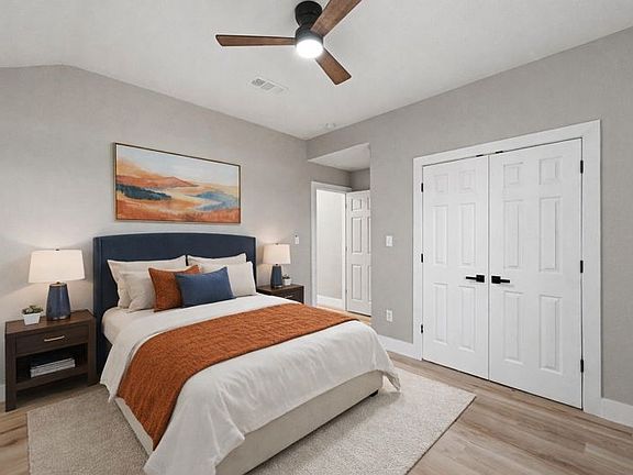 3rd image of 2914 Midway Plaza Rd