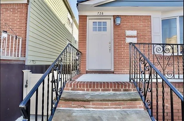 3 bed, 2.0 bath, $3,500 — Photo 3