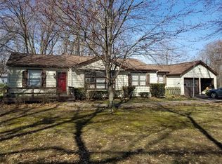 35 Countryside Ln, Fairview Heights, IL