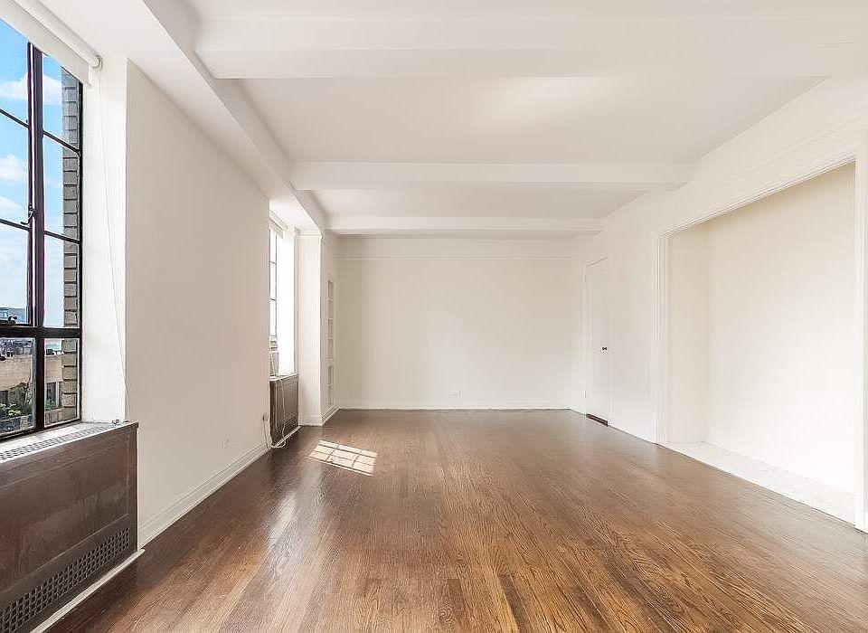 1st image of 340 W 57th St APT 14E