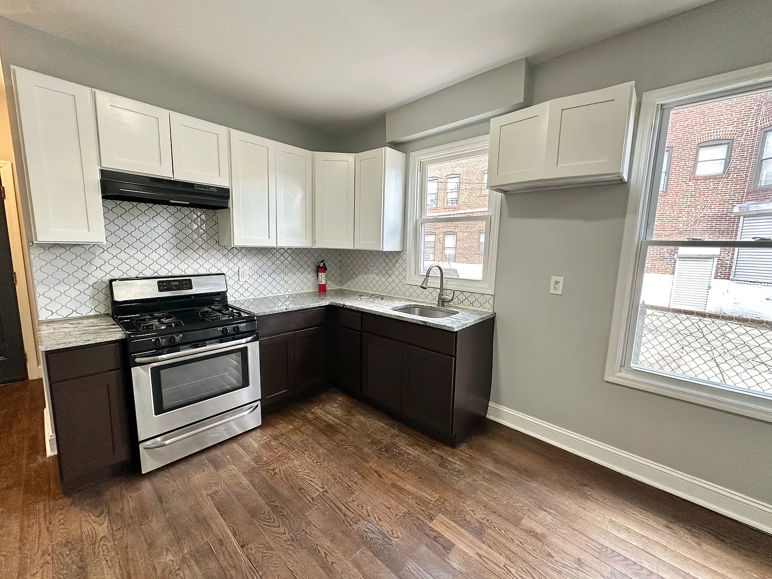 3 bed, $2,195 — Photo 3