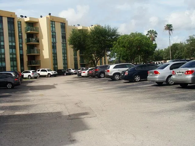 11780 SW 18th St #214 — Photo 39