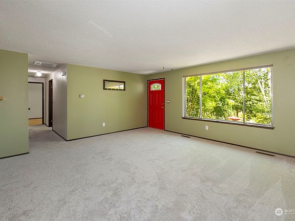 3rd image of 4679 SE Basswood Lane