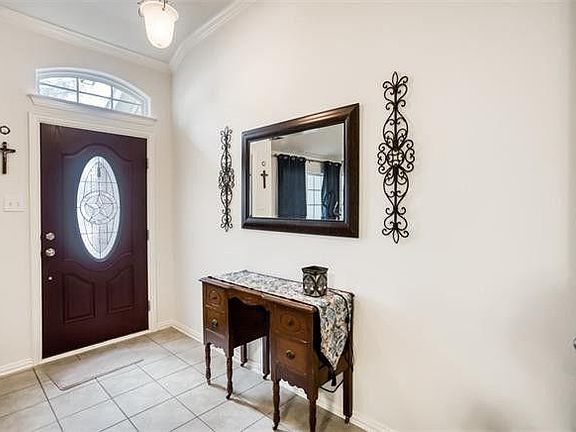 2nd image of 2864 Cascade Cove Dr