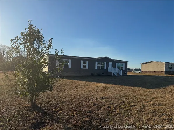 44 Bermuda Dr, Saint Pauls, NC 28384