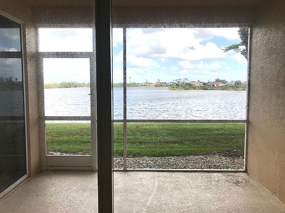 Screened in lanai view.