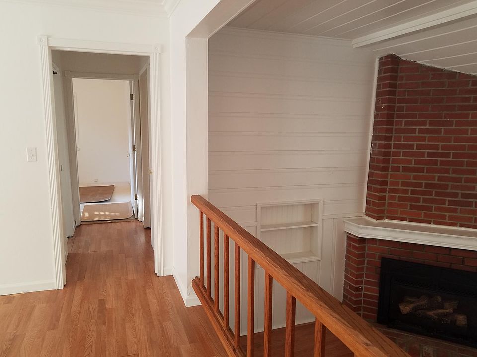 2nd image of 3564 Brook St