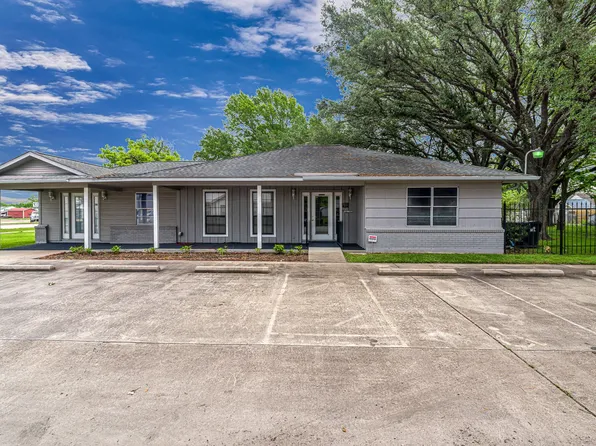 1105 San Jacinto St, Rosenberg, TX 77471