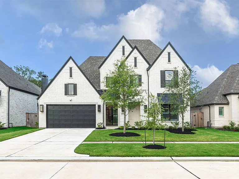 4318 Driftrose Dr — Photo 4