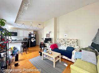532 Pine St APT 3R, Philadelphia, PA 19106