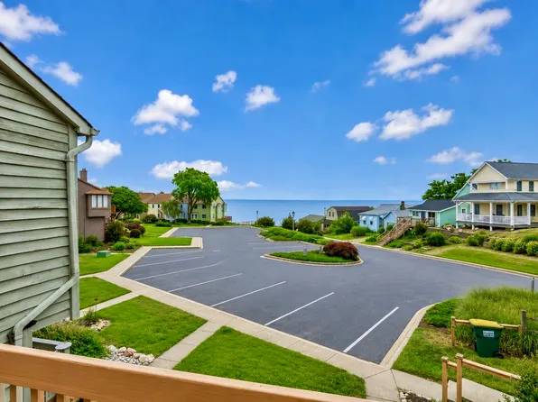 4002 17th St, Chesapeake Beach, MD 20732