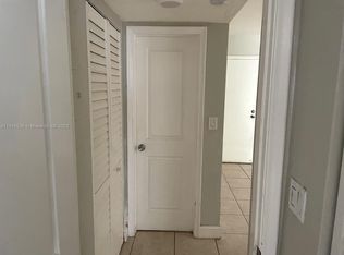 6900 N Kendall Dr APT A106, Pinecrest, FL 33156