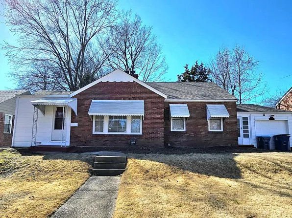 2406 Petrova Ave, Saint Louis, MO 63136