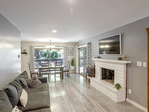 5th image of 15 Glen Alpine Ave