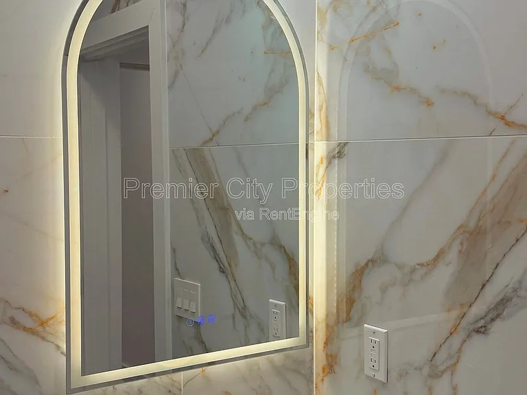 240 McGregor Ave #2 — Photo 5