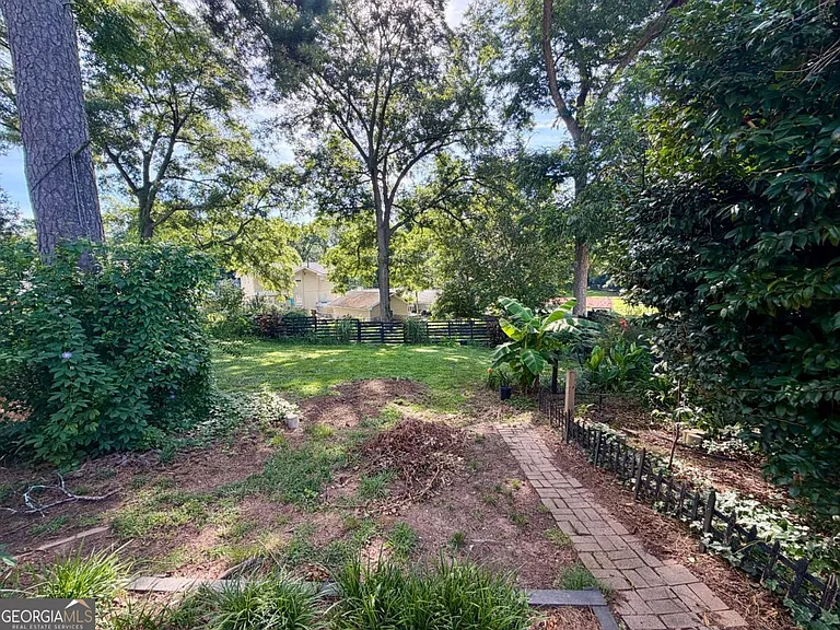 3194 Oakdale Rd — Photo 4