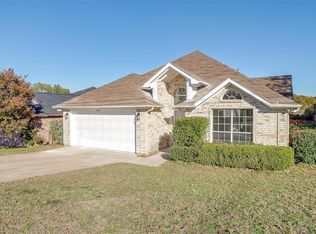 1467 Morrison Dr, Fort Worth, TX 76112