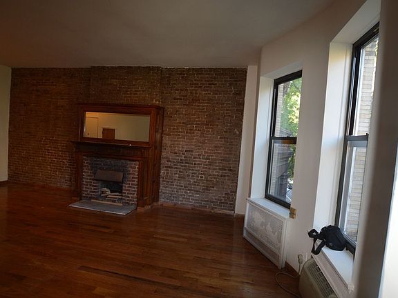 4th image of 148 W 77th St APT 2B