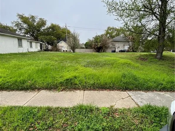 6630 Milne Blvd, New Orleans, LA 70124