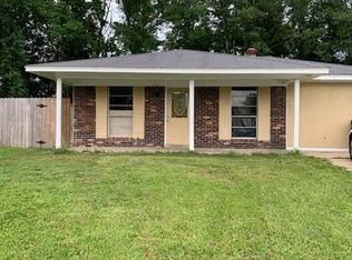 116 Carson Dr, Gulfport, MS 39503