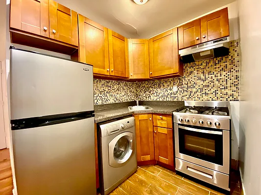 Rented by Corcoran | media 20