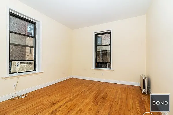 Rented by Bond New York | media 7